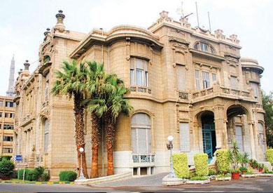 جامعة عين شمس